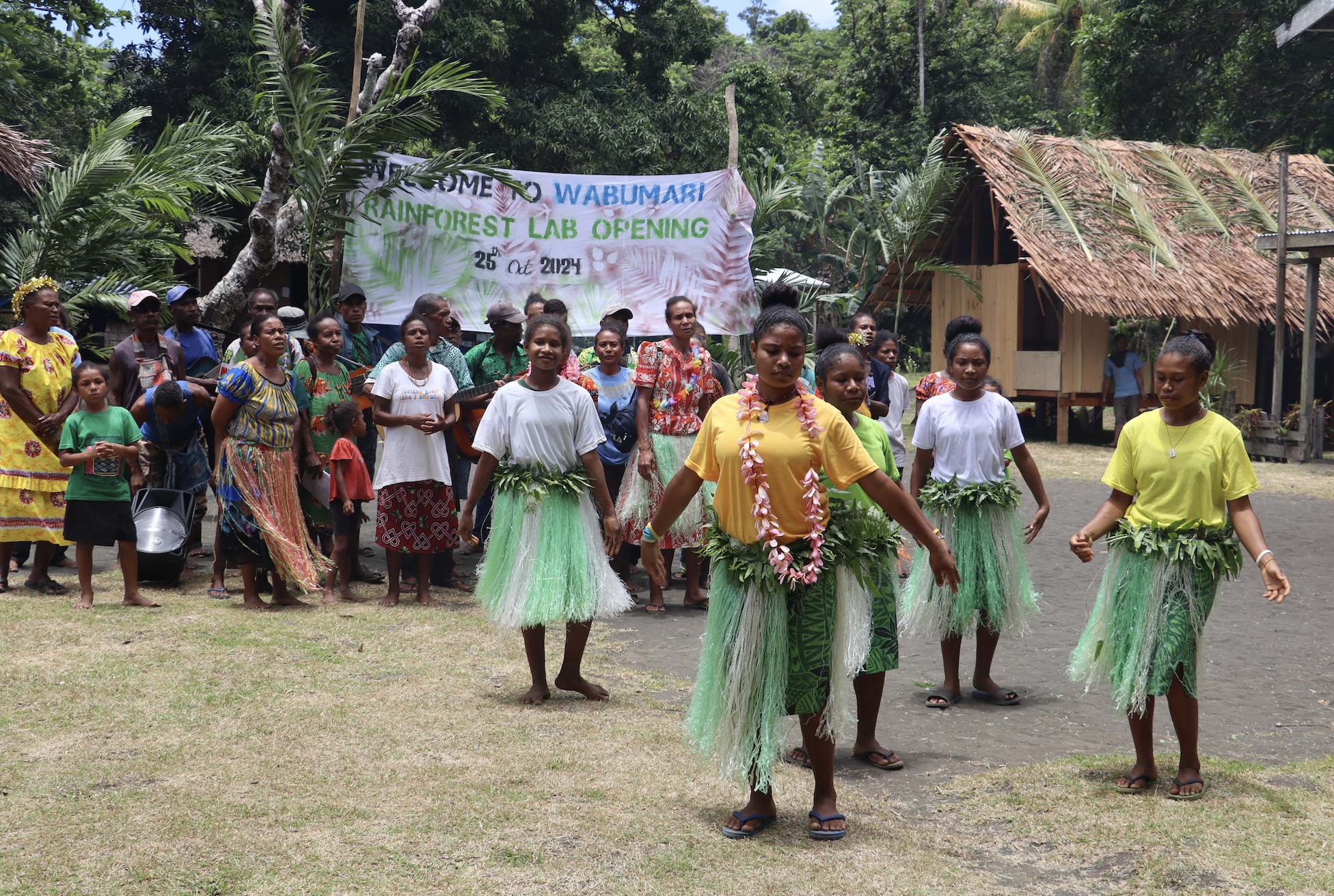 Traditional dances to celebrate the opening of the Rainforest Lab.